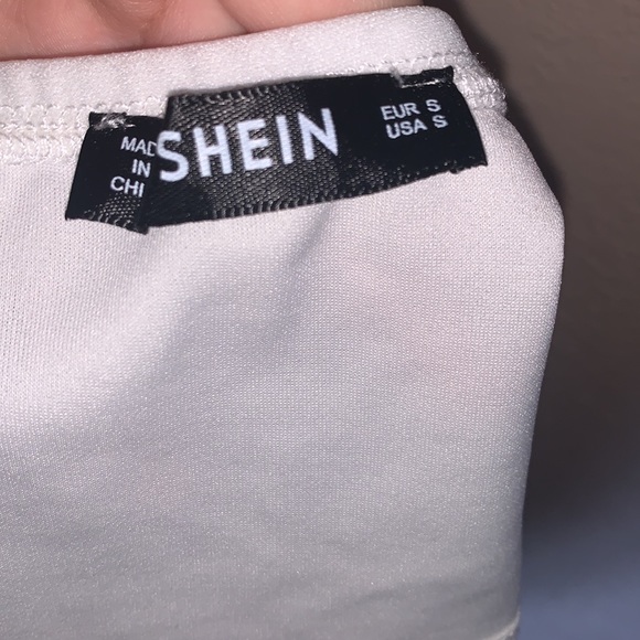 $Self-tie crop top, ruffled - Picture 4 of 9